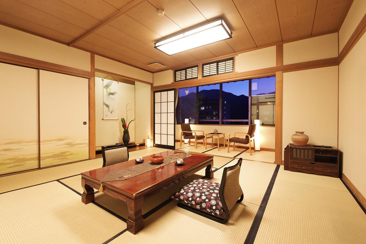 Kotobukiso Hotel Shin'onsen Esterno foto